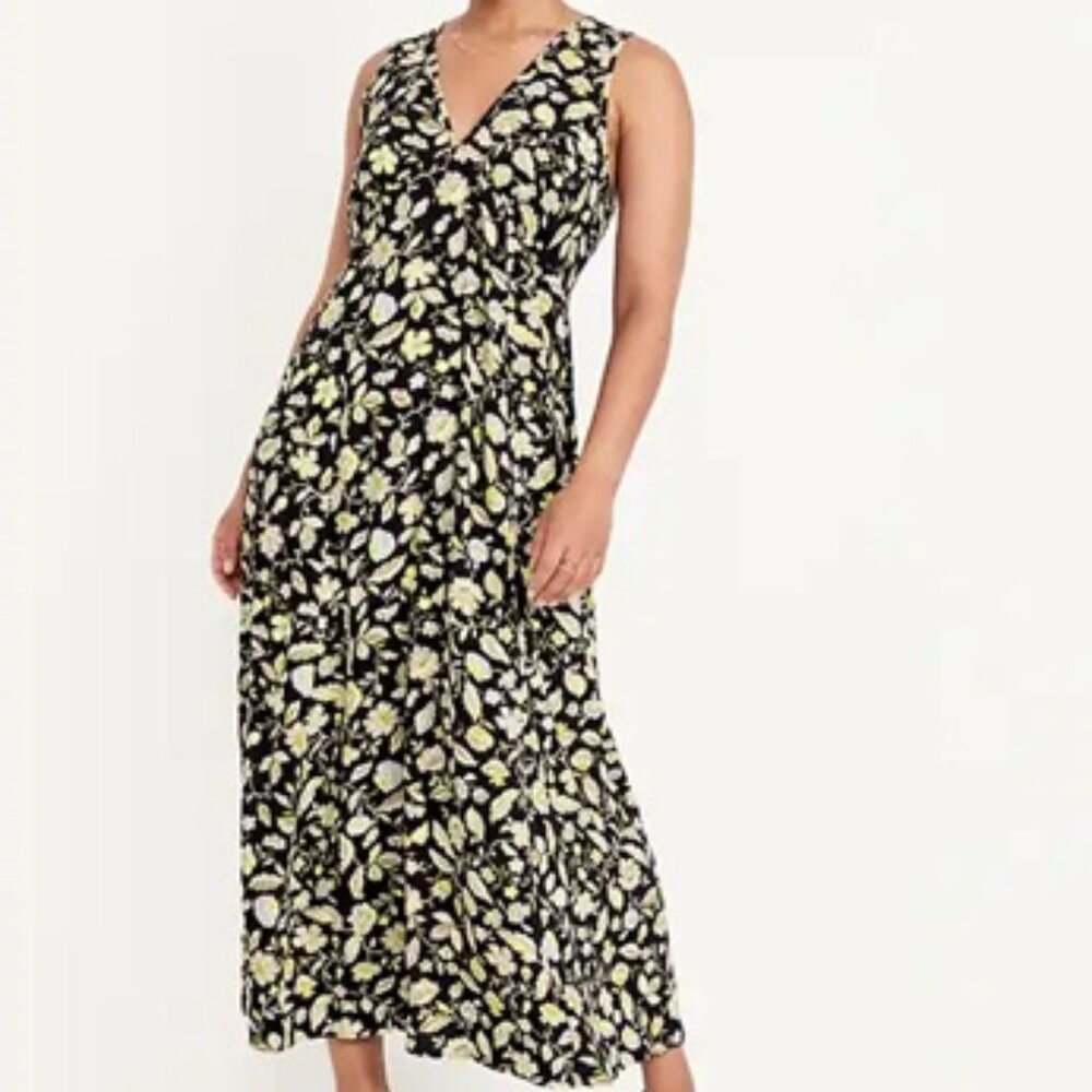 Old Navy Fit & Flare Floral Maxi Dress Size X-Small